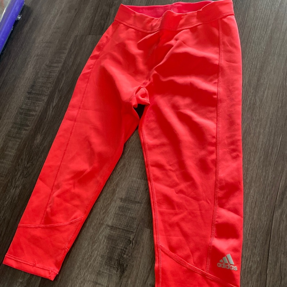 EUC Adidas Cropped Leggings